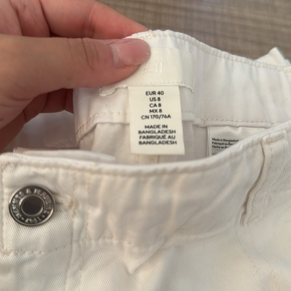 White Baggy Jeans - Picture 5 of 5